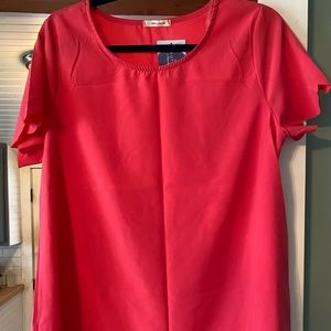 NWT (Boutique) Pink Scallop Sleeve Blouse sz L